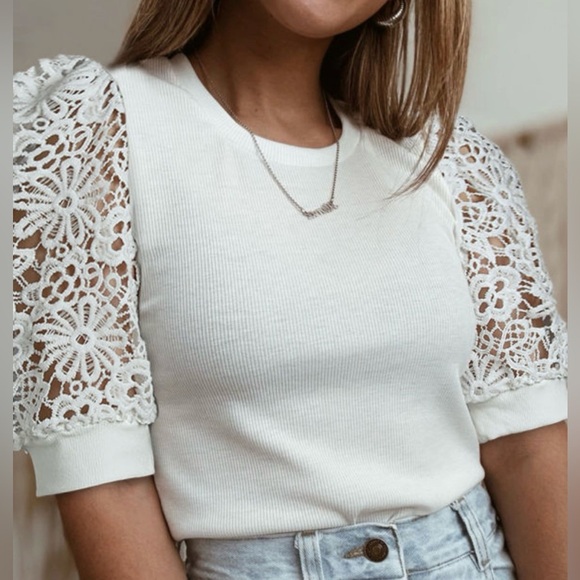 Elegant White Lace Sleeve Top - Picture 3 of 10